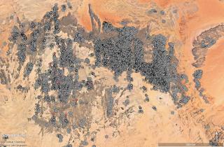 <br>Thousands of prehistoric structures can be<br>found in the Tassili and Ahaggar alone.